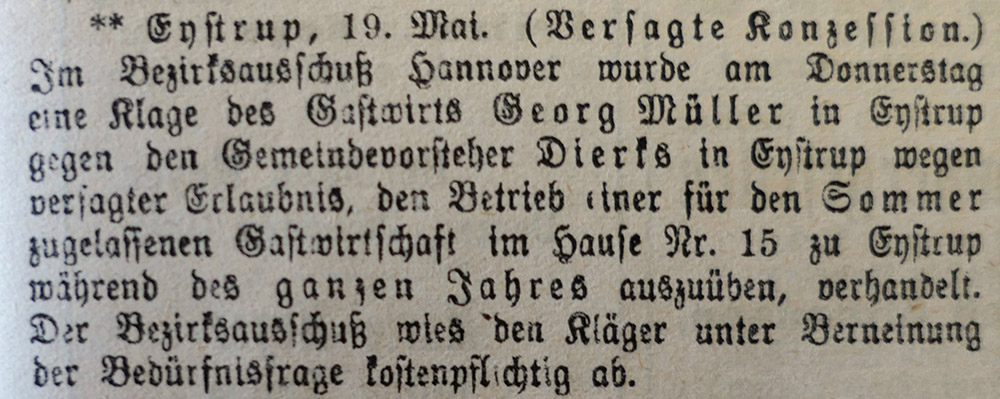 Rechts im Bild Paul Heimerl in seinem Verkaufspavillon neben der Schranke,  der im Volksmund "Giftbude" genannt wurde, weil dat dor wat gift.