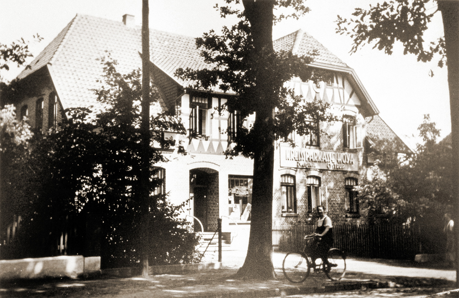 Feinkost- und Kolonialwaren Stürmer