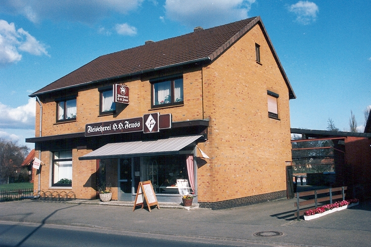 Hauptstraße 21, Schlachterei Feuß um 1993