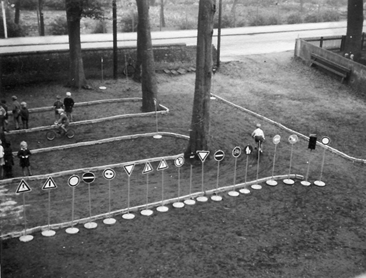 Verkehrserziehung 50er Jahre